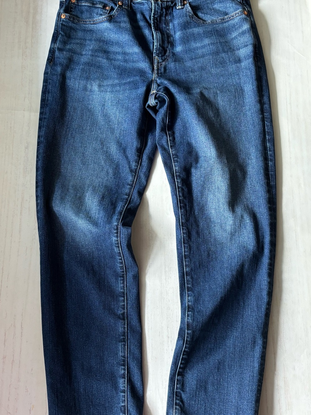 Men’s American Eagle Outfitters Dark Blue Athletic Straight Jeans Size 32 x 32